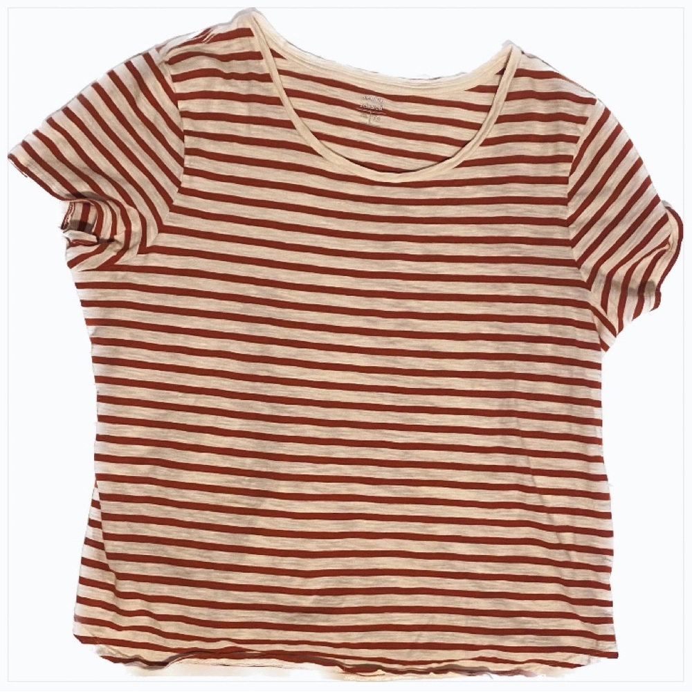 Old Navy T Shirt